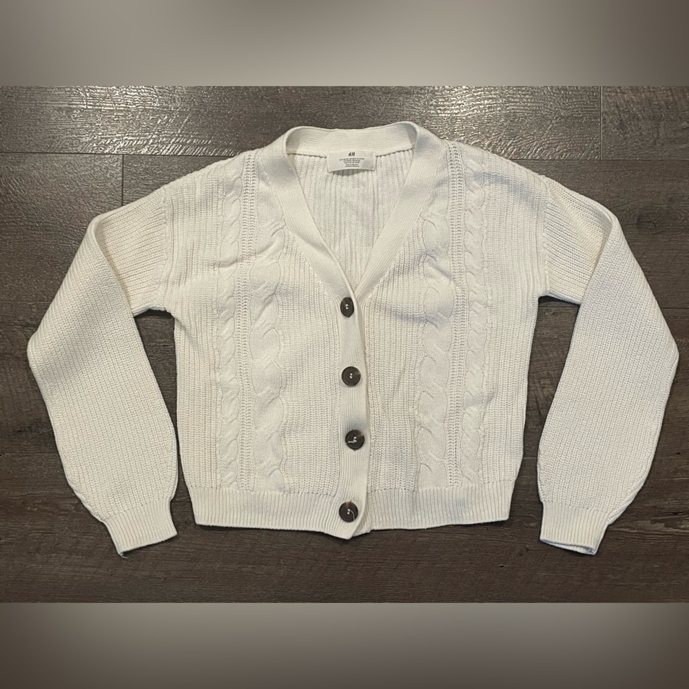 H&M Girl’s White Cable Knit Cardigan Size 12/14